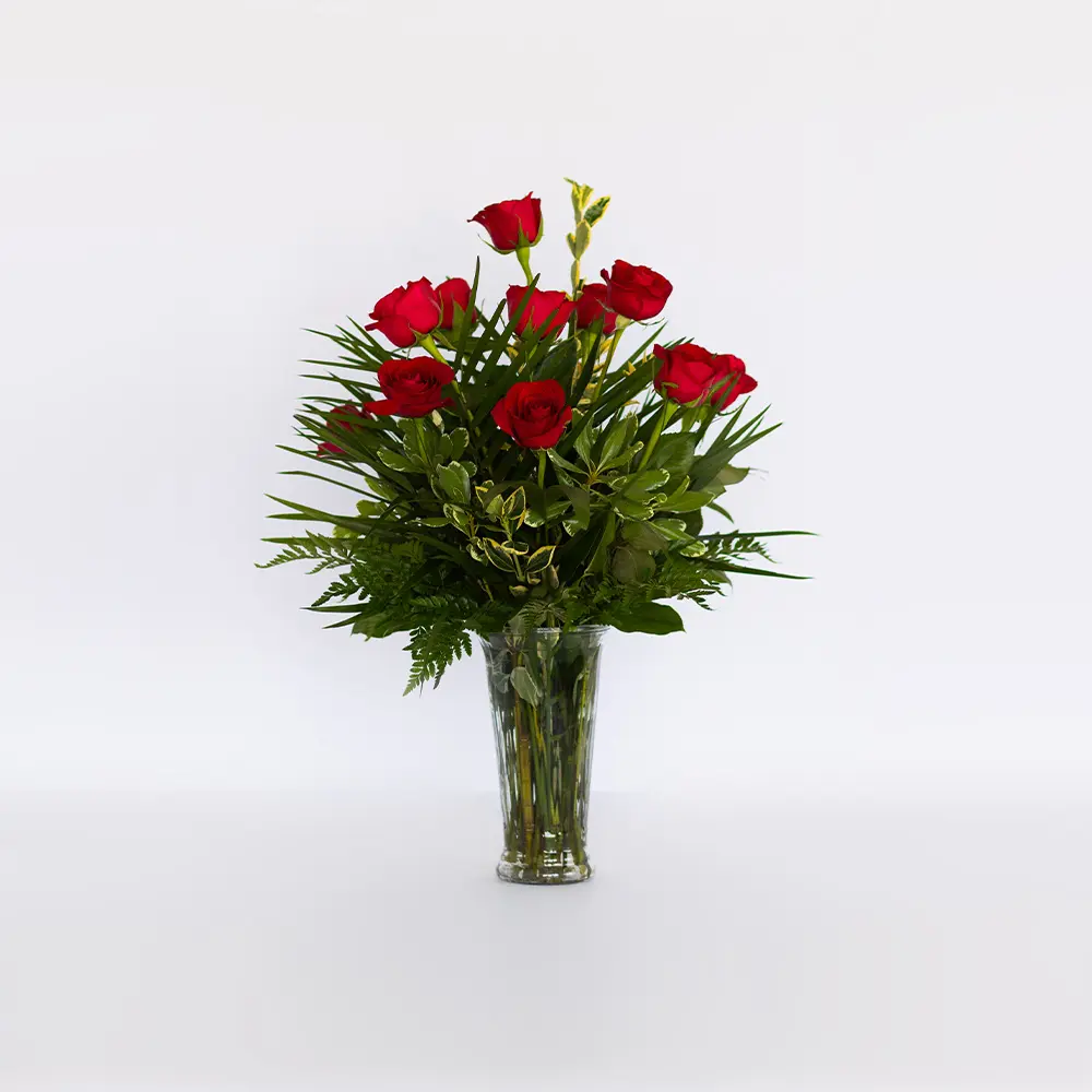 Classic Dozen Roses