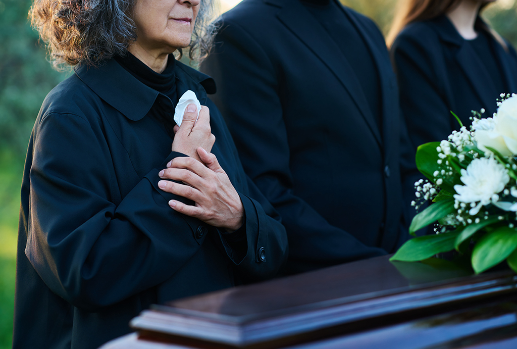 Funeral etiquette